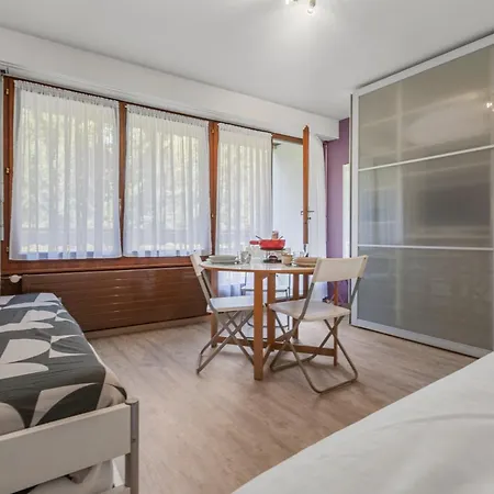 Chaleureux Avec Terrasse